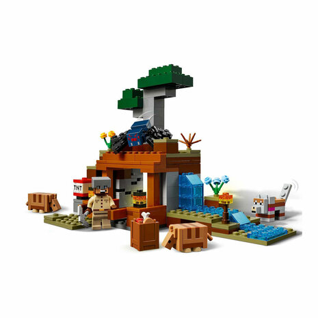 LEGO Minecraft 21269 De Gordeldieren Bij de Mijn