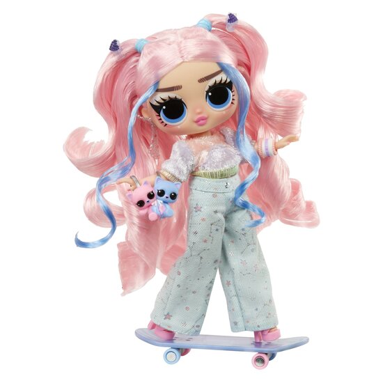 LOL Surprise Tweens Core Doll Flora Moon