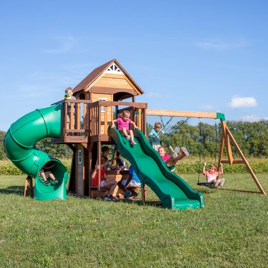 Cedar Cove Speeltoren met Schommels, Glijbanen en Uitkijktoren