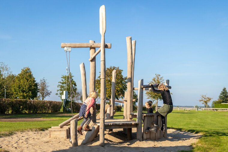 Robinia Zandwerkplaats voor openbaar gebruik 250cm x 280cm