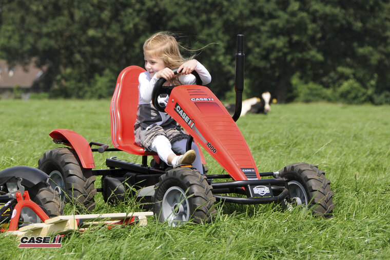 Skelter BERG XXL Case IH BFR rood