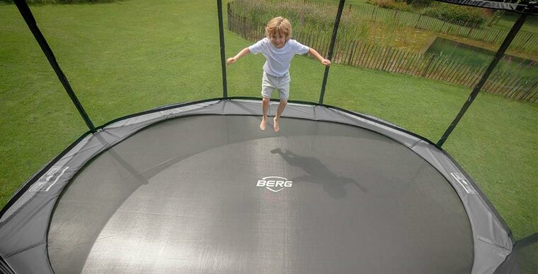 BERG trampoline Grand Ovaal Champion Regular 520X350 Grijs+ Safety Net Deluxe