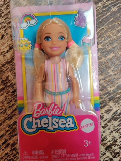 Barbie Club Chelsea Pop Ass.