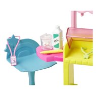 Barbie Skipper Babysitters - First Jobs Jewelry Booth Speels