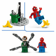 LEGO Super Heroes 76275 Motorachtervolging: Spider-Man vs. Doc Ock