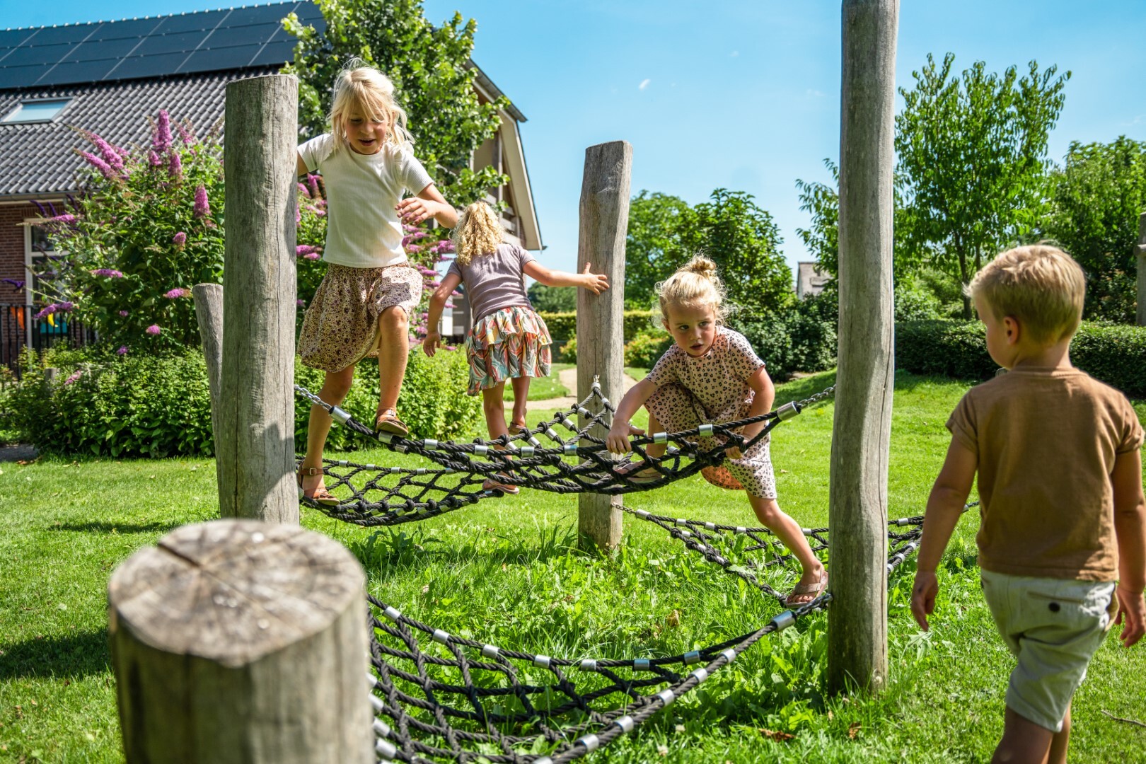 Robinia kleuterhangnet voor openbaar gebruik 300cm