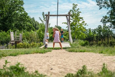 Robinia kabelbaan met startplatform voor openbaar gebruik 3000cm x 300cm